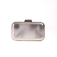 Bolsa clutch dourada